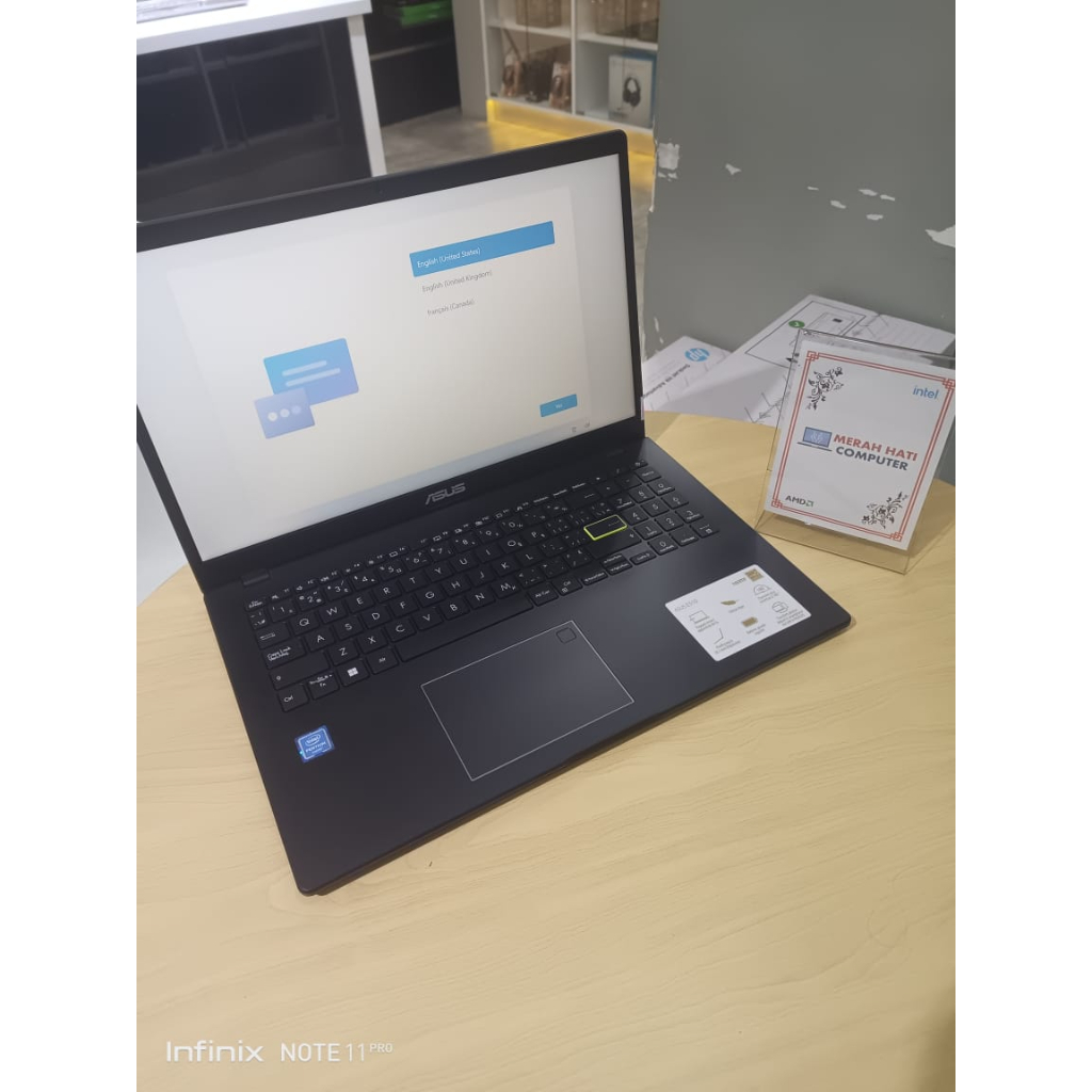 LAPTOP SLIM TERMURAH ASUS VIVOBOOK E510MA INTEL PENTIUM SILVER N5030 8GB 512GB 15.6 FINGERPRINT WIN11HOME PEACOCK BLUE ORIGINAL TERLARIS