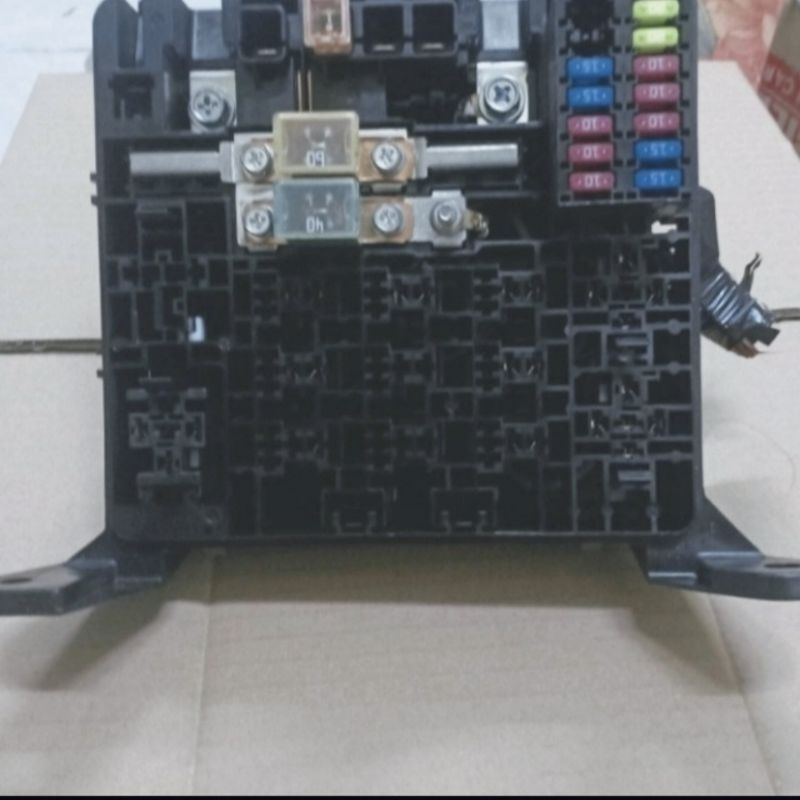 Fuse Box Sikring Isuzu Panther Kapsul th.2000