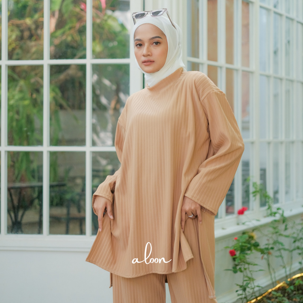 Ilona One Set Wanita Oversize Knit Premium – Setelan Oes Set Terbaru