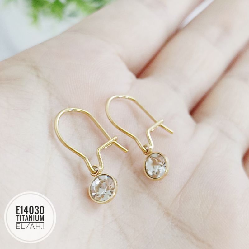 Anting Titanium Mata Zircon 6mm E14030