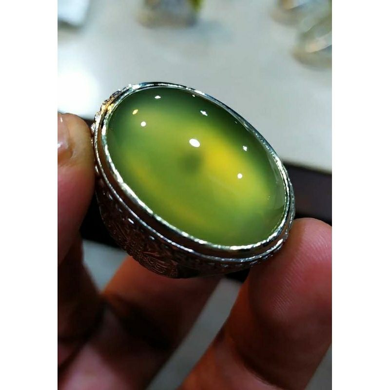 batu cincin solar bio solar idocrase neon white