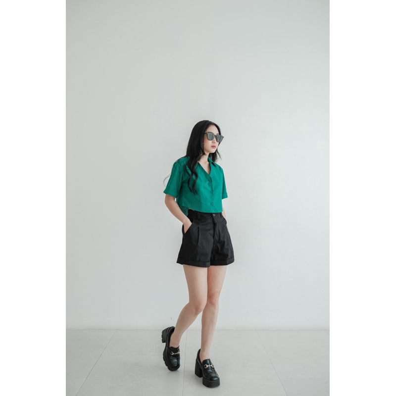 [LAVIA] Yeona Top / Kemeja Crop Top