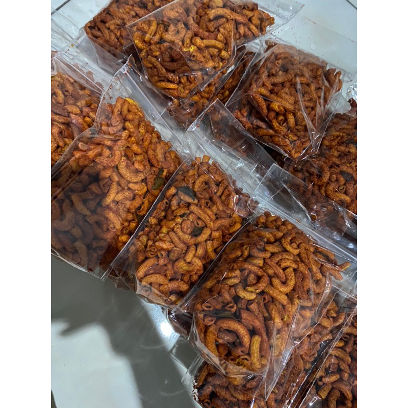 

MAKARONI BALADO DAUN JERUK . RASA GURIH PEDAS MANTAPP