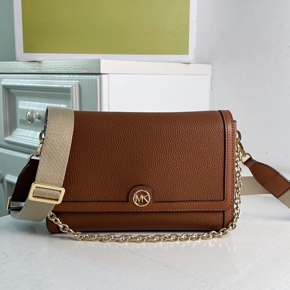 [Instant/Same Day]M-K 2218 Michael Kors Oldest Flap Chain Bag Shoulder Bag Crossbody Bag Women's Bag