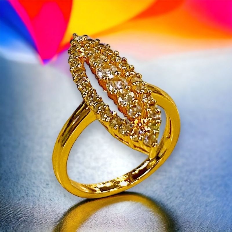 cincin wanita lapis emas //cincin permata//cincin penganti emas