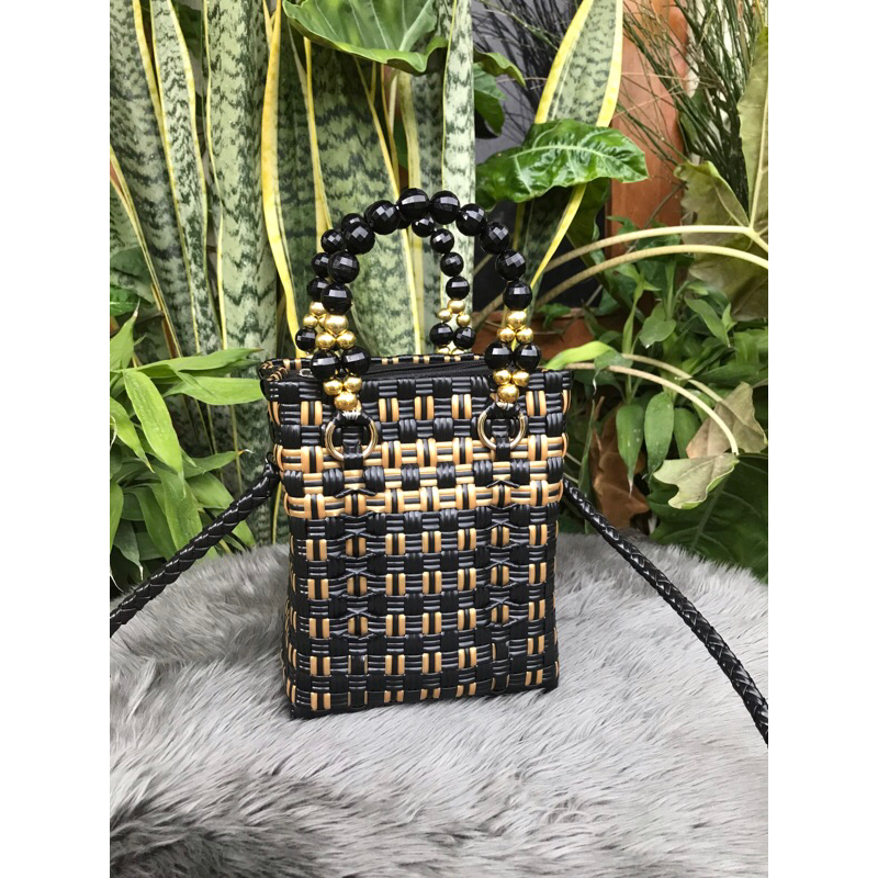 Tas Anyaman Plastik Premium Tas Jali Tote Bag Hitam Lurik Gold Series