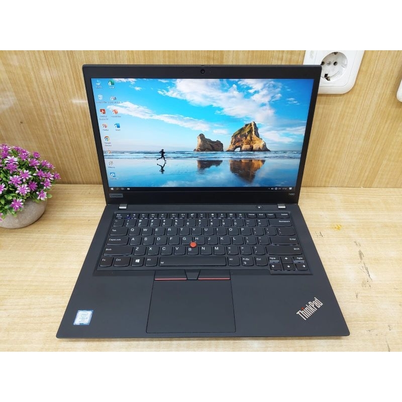 Laptop Lenovo ThinkPad T490 Core i5 gen8 Ram 16 Ssd Nvme 256 Bergaransi