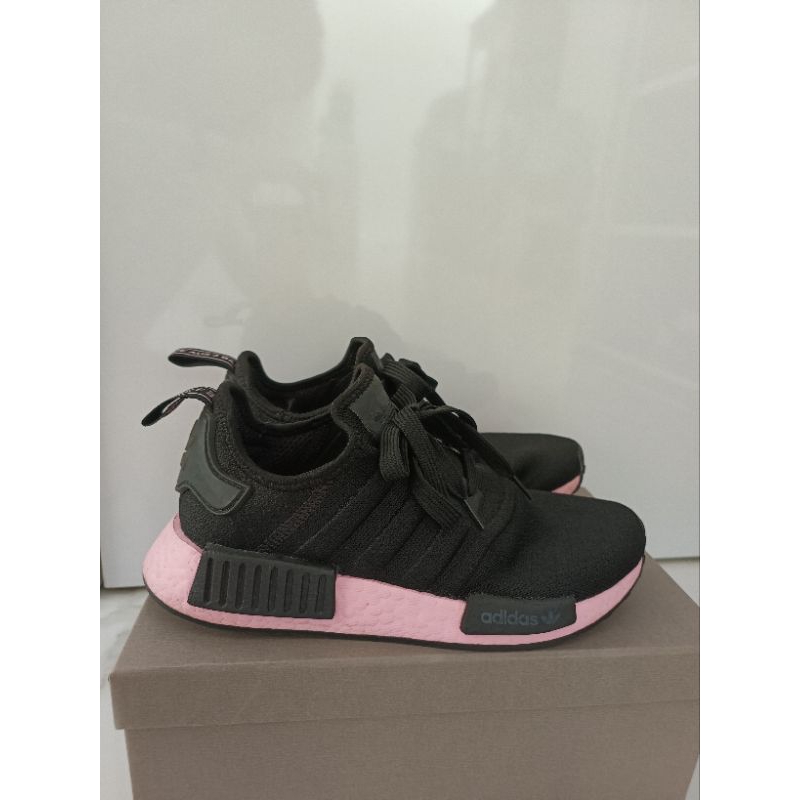 ADIDAS NMD R1 Core Black True Pink Women
