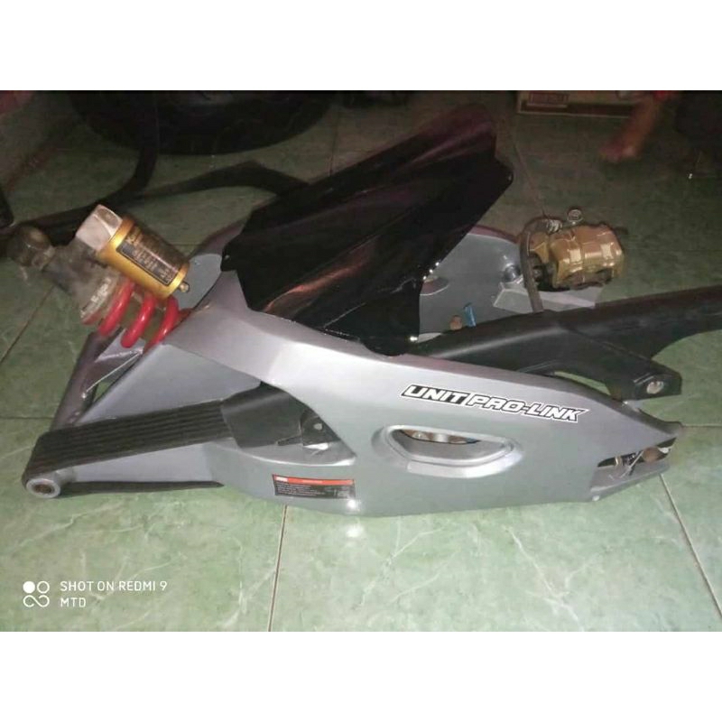 swing arm model moge R1M untuk Kawasaki Ninja 250