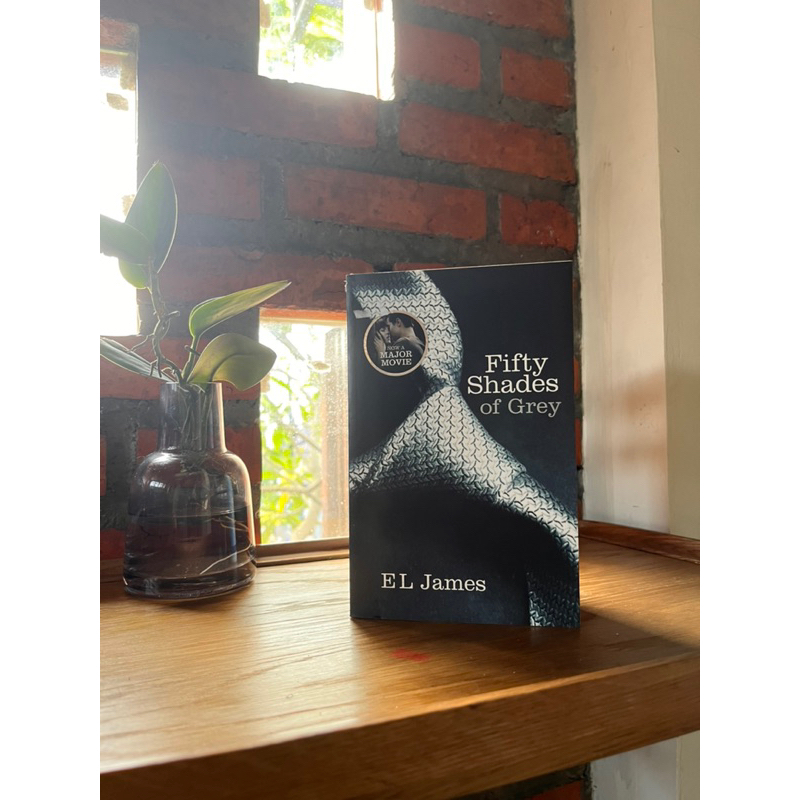 CC - Preloved - Buku/Novel - EL James - Fifty Shades of Grey
