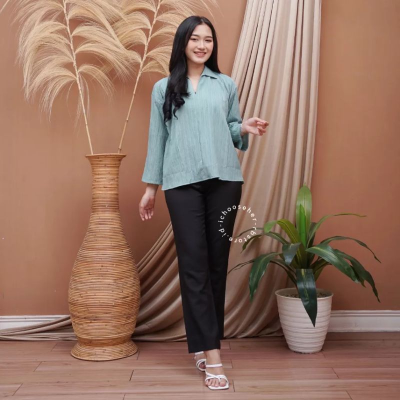 Kemeja Wanita Agatha Blouse Basic Lady Crush Oversize