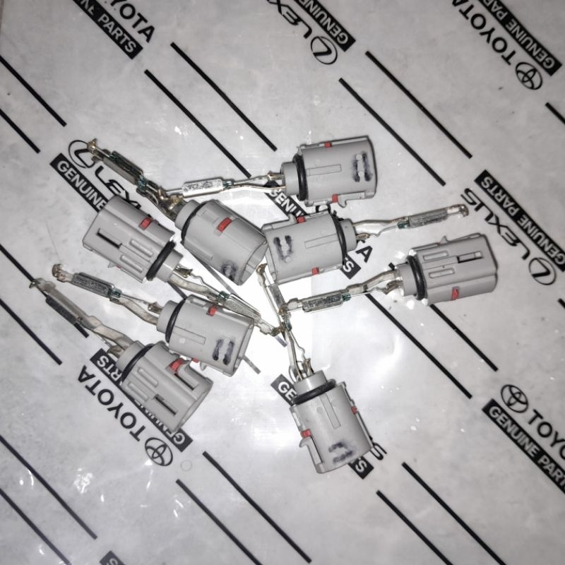 Sensor/swich tabung minyak rem mobil toyota