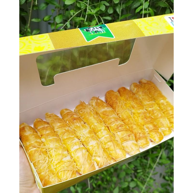 

RB Cheese Roll Oleholeh Lembang Bandung