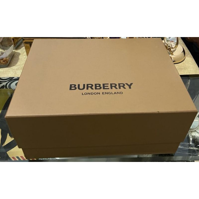 

Dus Burberry Original 10000 % #DusBurberryOriginal