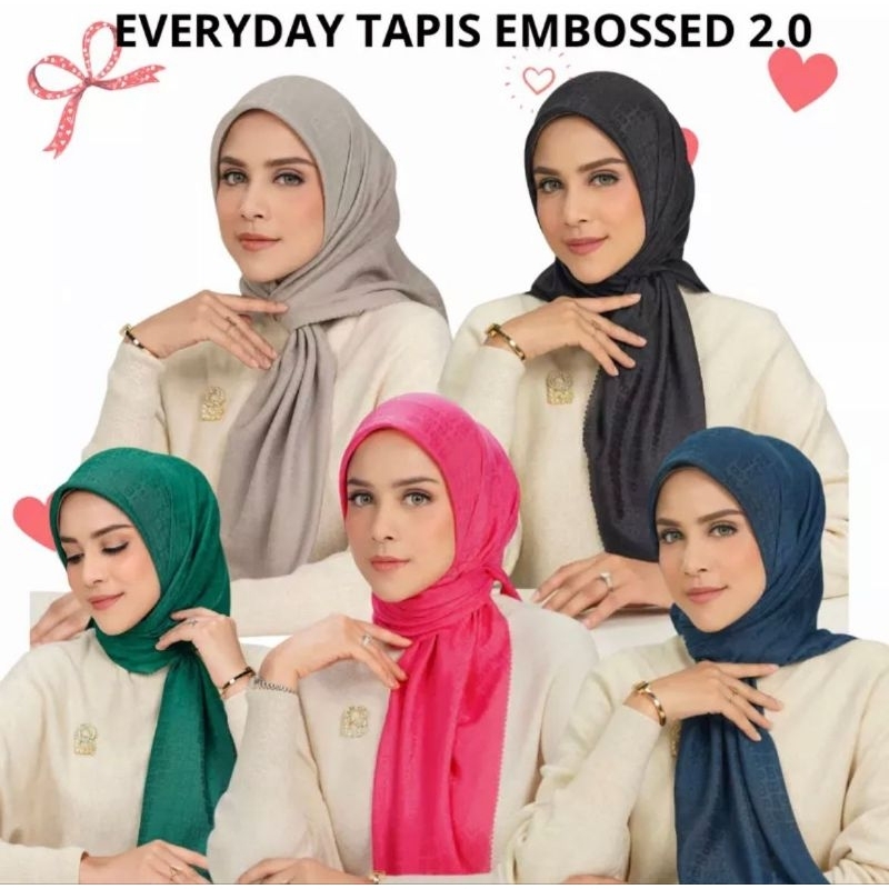 the tapis square buttonscarves everyday tapis embossed buttonscarves black palma framboise prussian