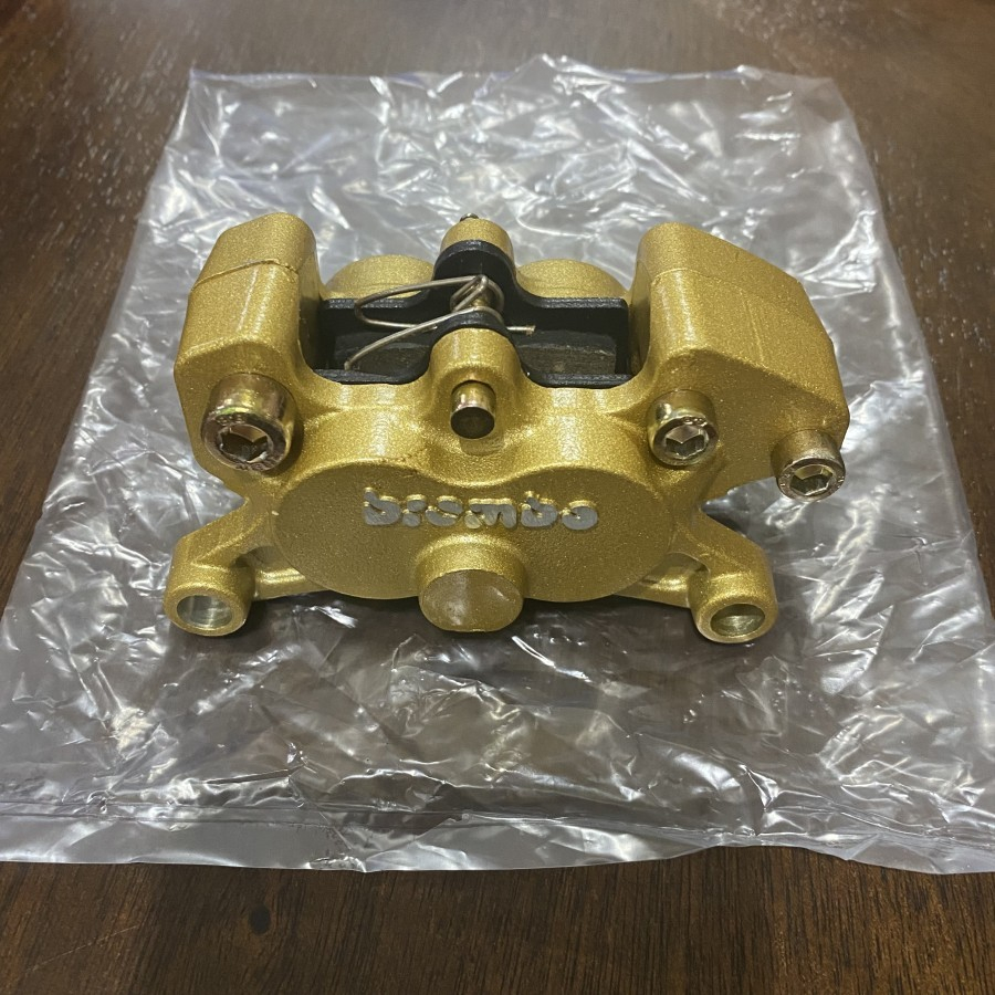 GOLD KALIPER MINI BREMBO 4 PISTON UNIVERSAL MOTOR PIRINGAN DISPAD DISK