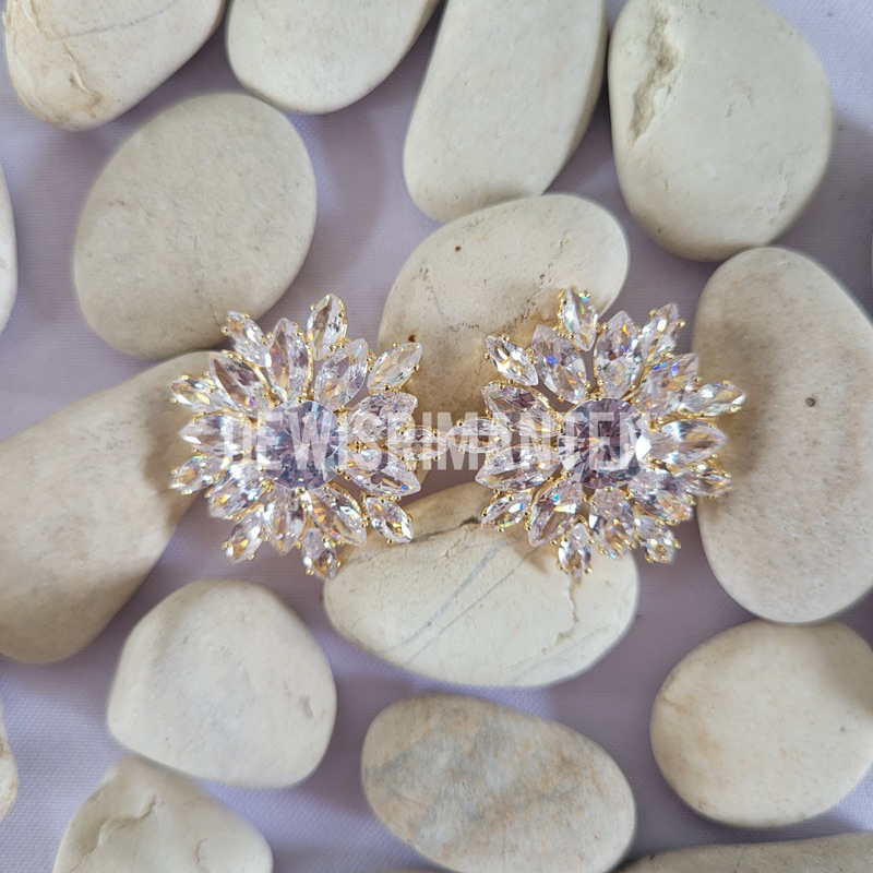 Giwang pengantin/Anting pengantin