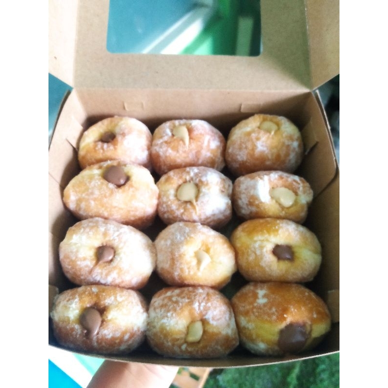

Donat bomboloni khusus antar kota