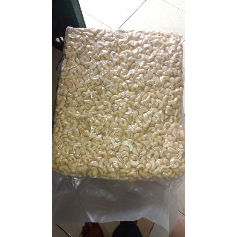 

KACANG MEDE UTUH MENTAH GROSIR TERMURAH