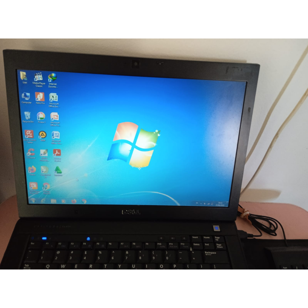 Laptop DELL Latitude E6400