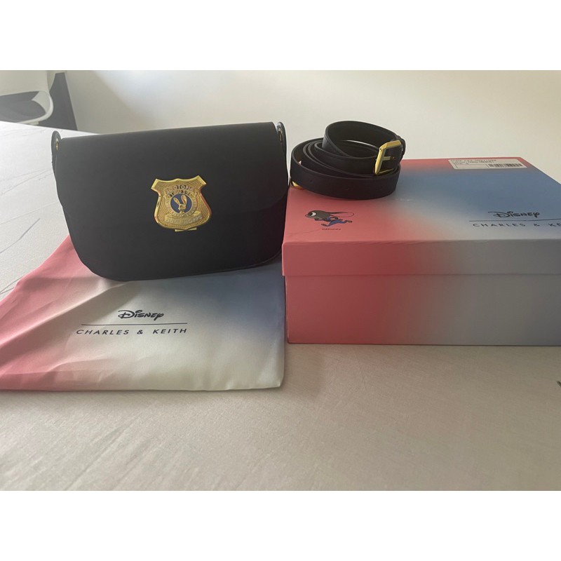 Charles & Keith x Disney Zootopia Grade Ori - Kondisi New