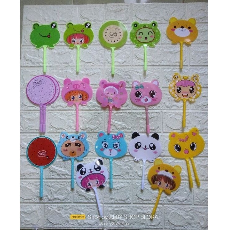 

pena kipas / pulpen kipas karakter