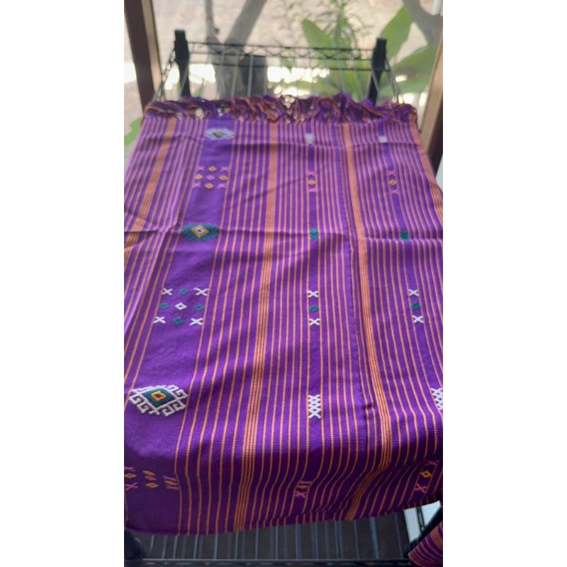 Kain Tenun Asli Nusa Tenggara Timur Ungu