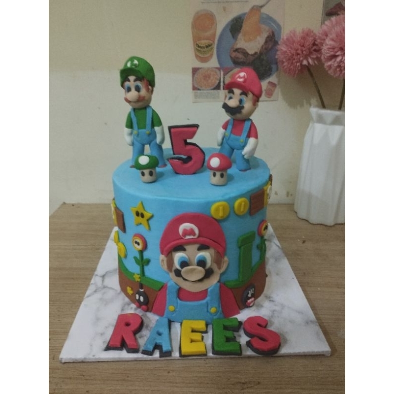 

super mario cake/ double cake / cake tinggi