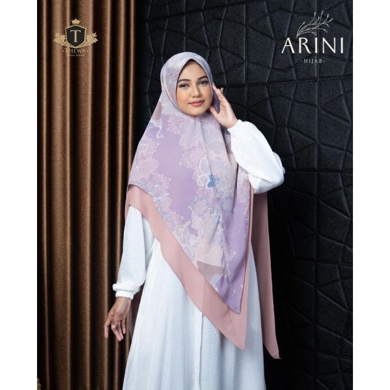 Hijab motif / khimar motif arini / jilbab instan motif / kerudung syar'i motif / thewa hijab