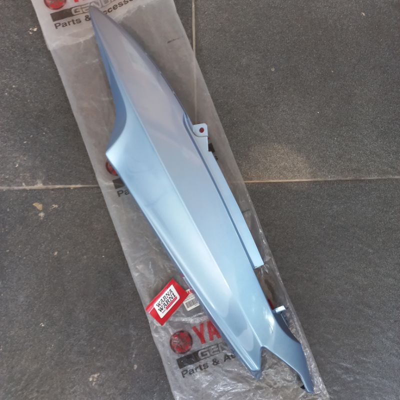 Cover body bodi belakang kiri Mio sporty biru muda telor asin ORI | 5TL-F1721-00-P3