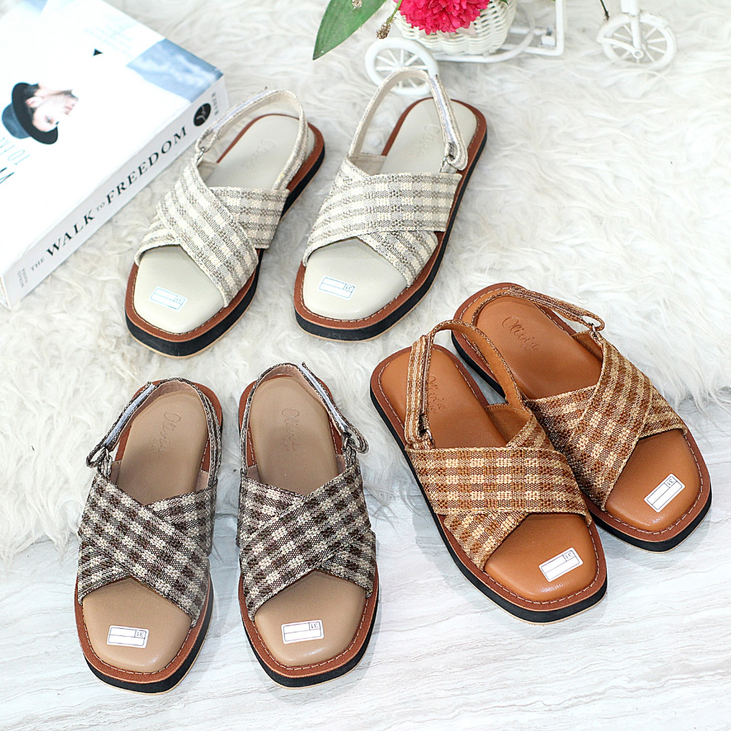 Sandal anak flat silang tali belakang motif kotak kotak - MAUDY KIDS