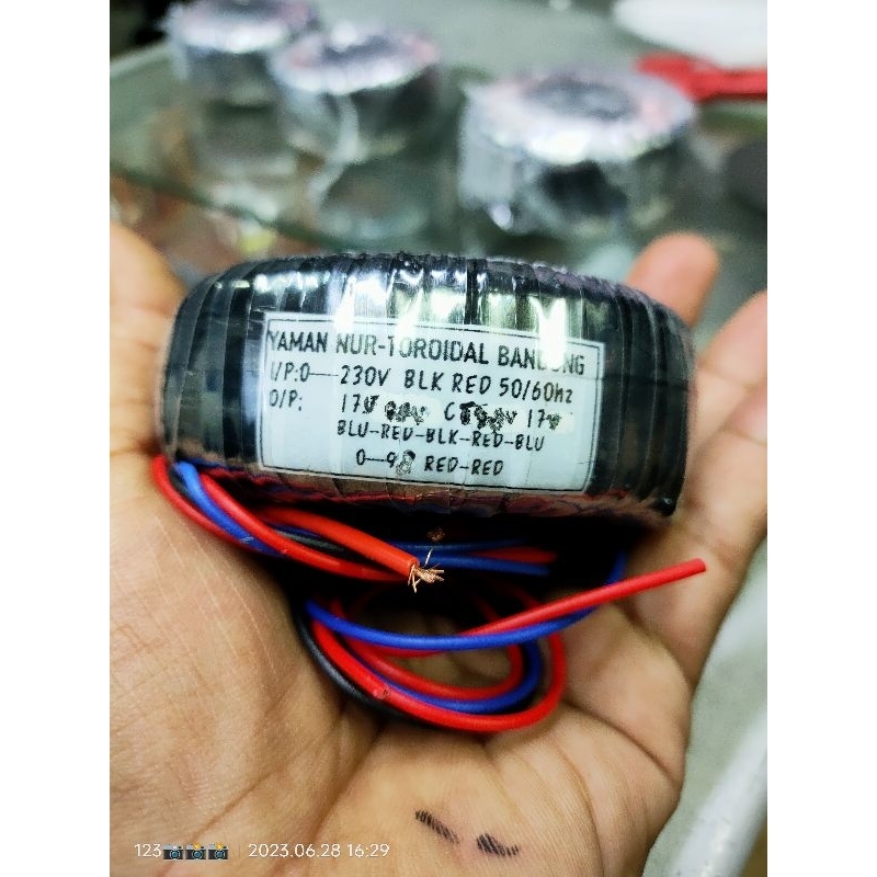 TRAFO MANAGEMENT AXL AUDIO   17v  9.8v ct 9.8v 17v   0 9.8v