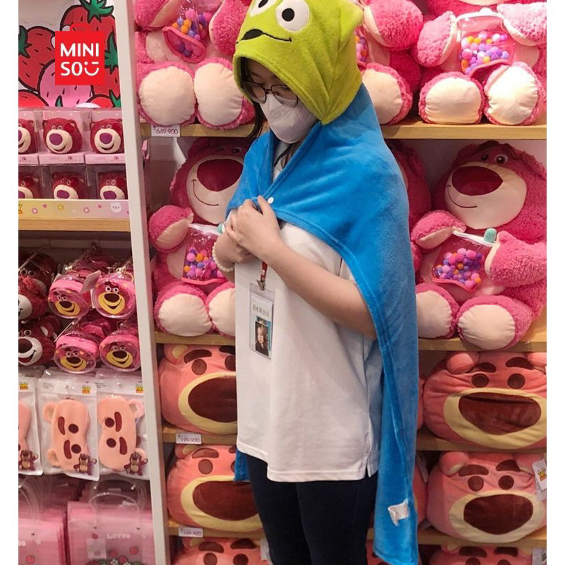 BLANKET LOTSO MINISO WITH HAT ALIEN JAMES SULLIVAN SELIMUT TUDUNG TOY STORY COLLECTION