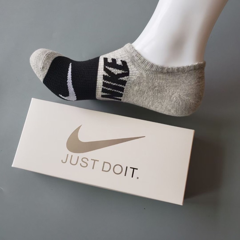 [BISA COD ✅] KAOS KAKI NIKE PENDEK LOW KAOS KAKI MATA KAKI NIKE / NIKE SOCKS / KAOS KAKI NIKE / KAOS KAKI KANTOR / KAOS KAKI SEKOLAH / KAOS KAKI OLAHRAGA / KAOS KAKI PRIA / KAOS KAKI WANITA