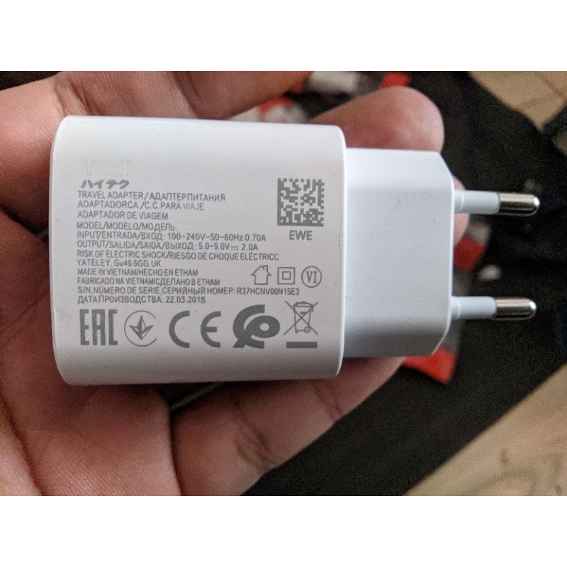 batok charger yoji y3 2.0 ampere