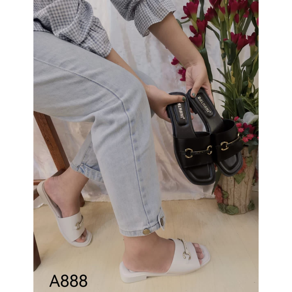 A888 Balnani sandal flat import