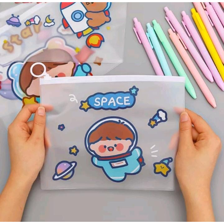

[BEST SELLER] ZIPPER BAG FILE MAP A5 MOTIF LUCU TEMPAT PENSIL ZIPLOCK TRANSPARANT WATERPROOF ZIPLOCK STORAGE BAG ORGANIZER BAG