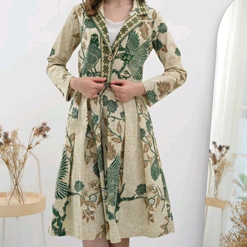 BLAZER / ROMPI BATIK CROP KOREAN STYLE LENGAN PANJANG #316 L