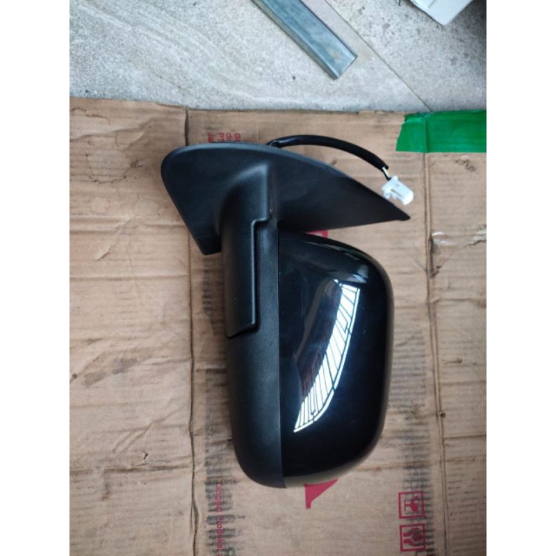 spion nissan march Ritrek
