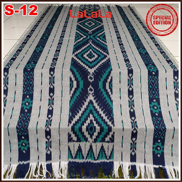 Tenun ikat blanket etnik bali sumba troso lombok ntt toraja dayak tenun jepara tenun etnik