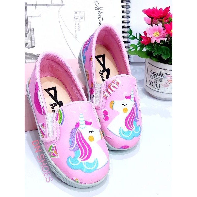 Sepatu anak perempuan motif unicorn pink cute murah