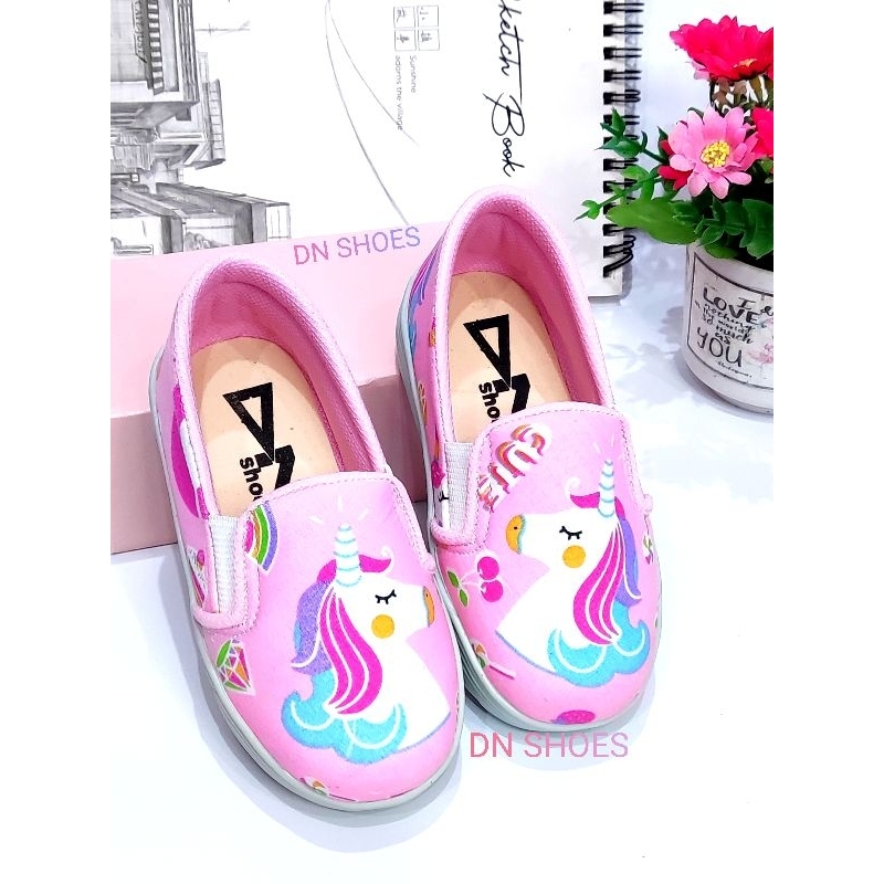 Sepatu anak perempuan motif unicorn pink cute murah