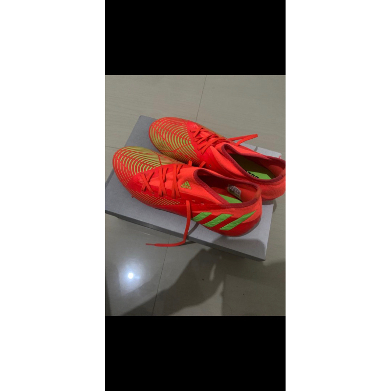Sepatu Bola Adidas Predator Edge.3 second like new made in indonesia baru pakai 5 kali Size 43 (42 l