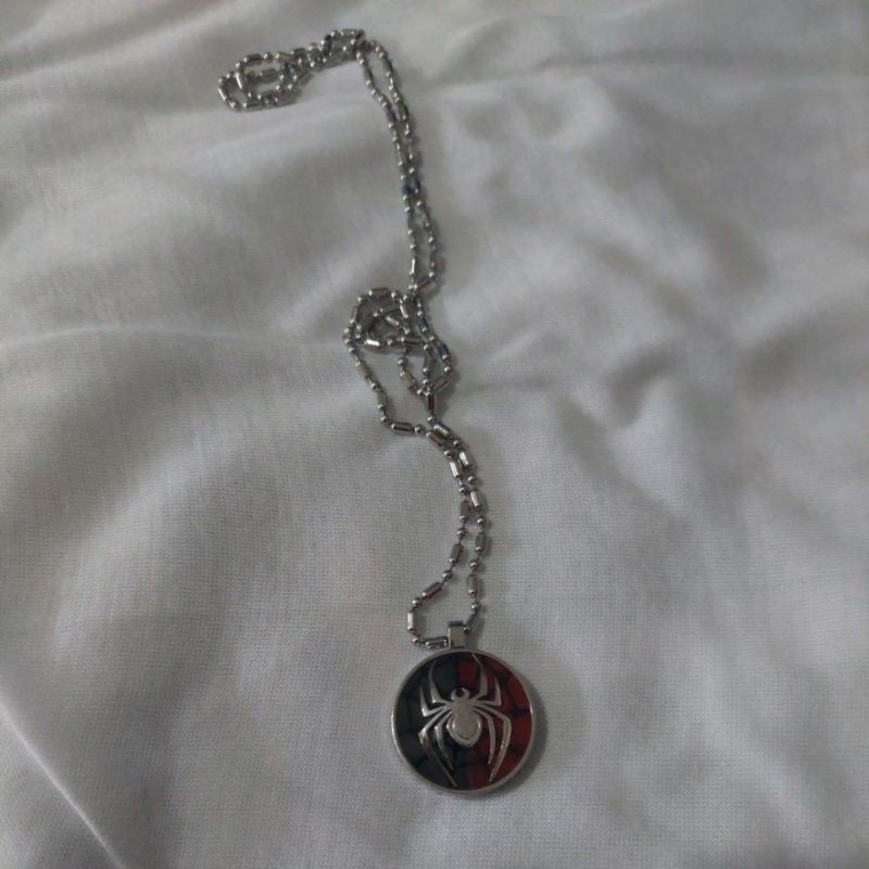 pendant kalung MCI preloved