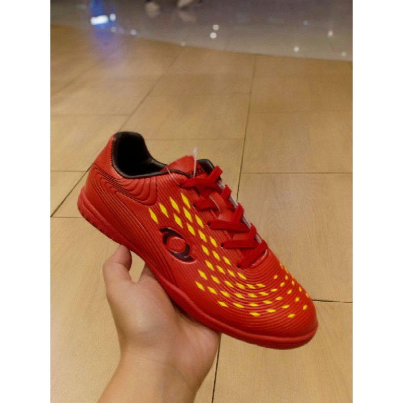 sepatu futsal kids red