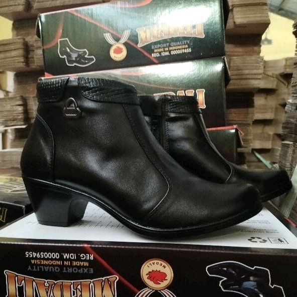 Sepatu kulit boots wanita MEDALI  polwan secwan Asn sepatu kerja formal