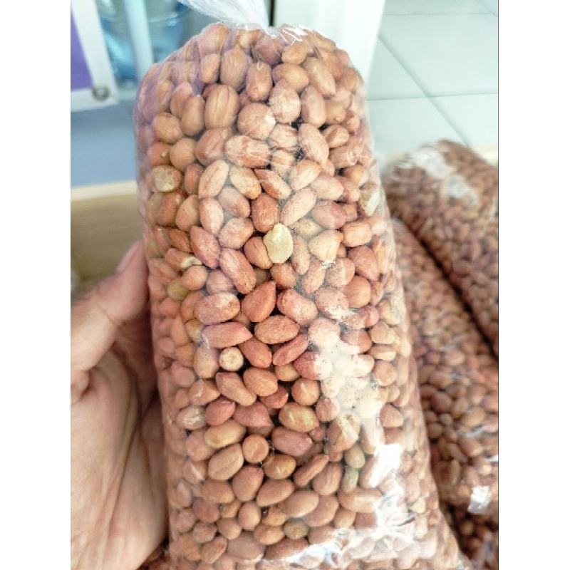 

KACANG TANAH 1/2KG