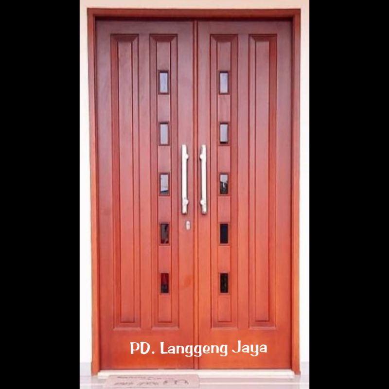 Pintu utama minimalis kamper samarinda oven