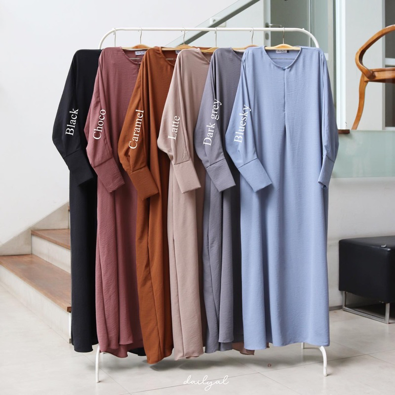 Kayla Batwing Abaya