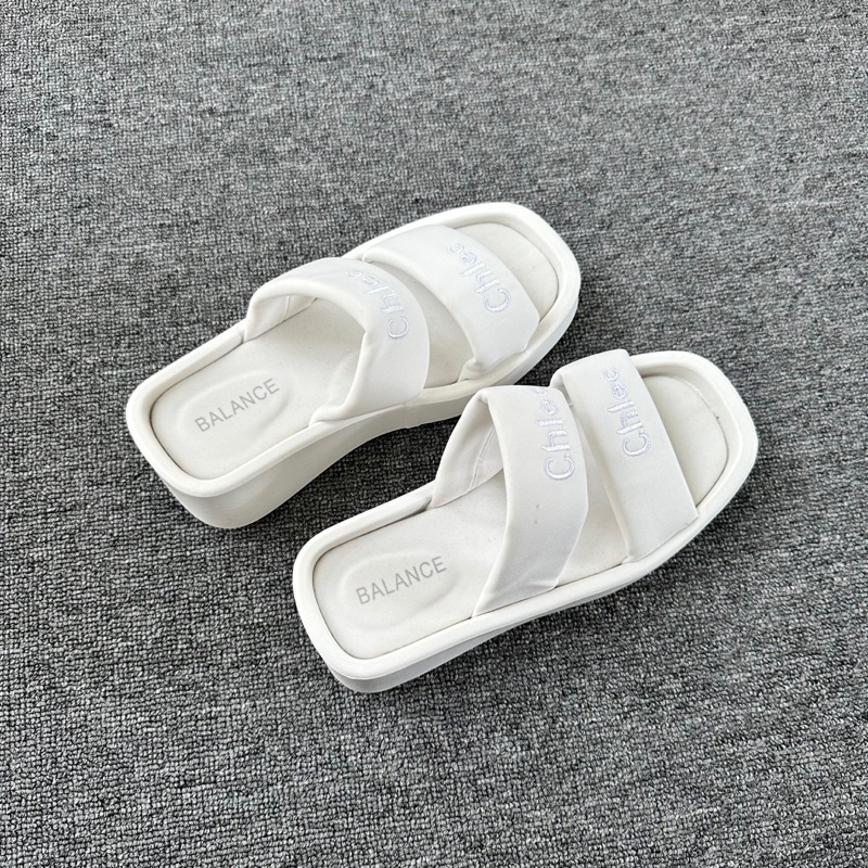 Vleo Sandal / Sandal Wanita Terbaru